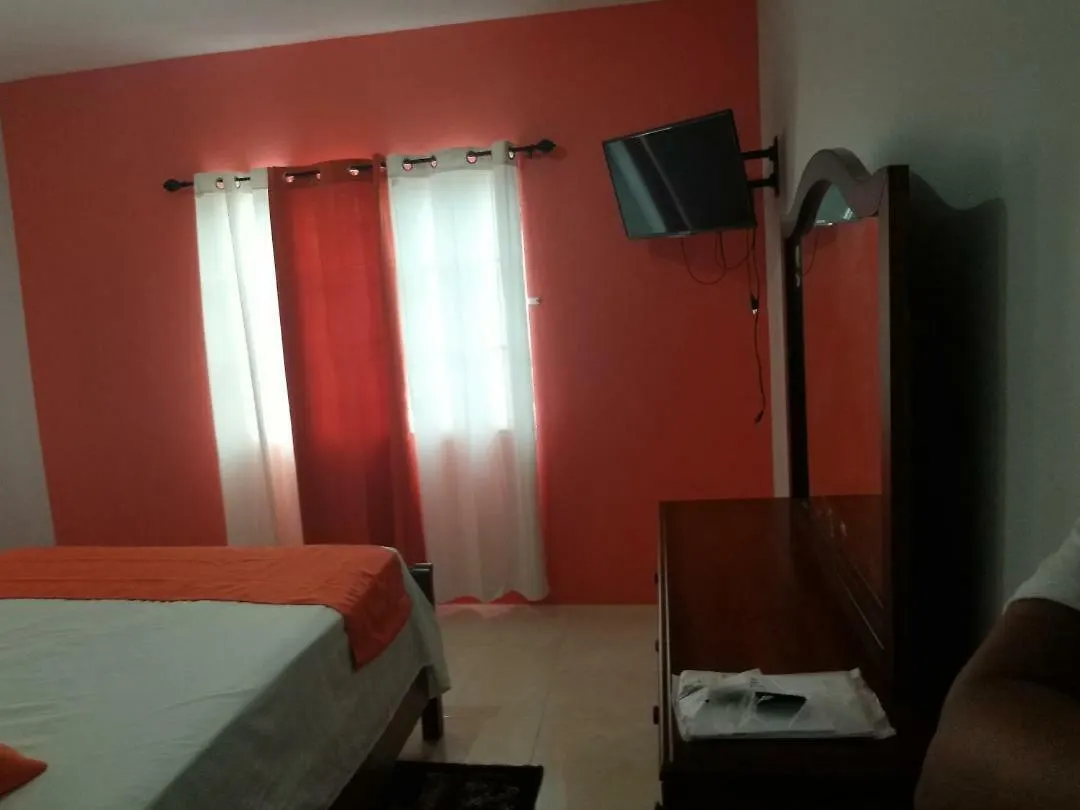 Sophia'S Vacation Home Ocho Rios Apartmán