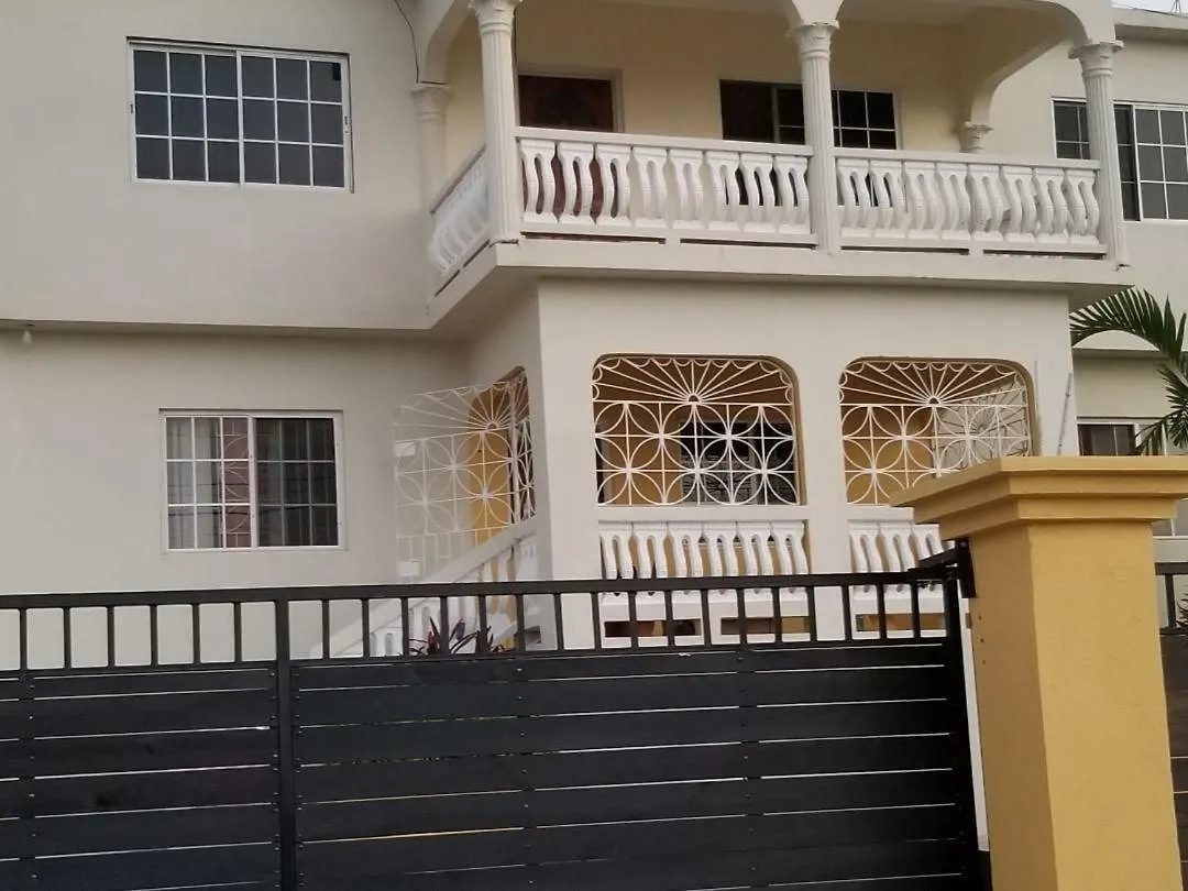 Appartamento Sophia'S Vacation Home Ocho Rios Giamaica